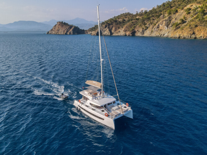 Ani Yasa Catamaran