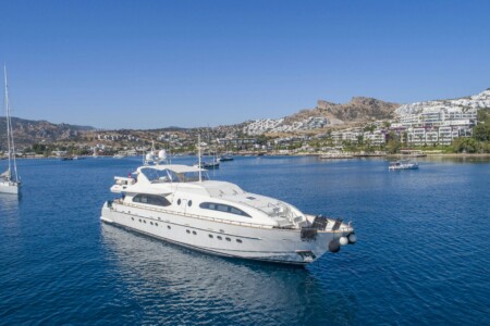 sanref motor yacht charter 20