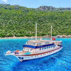 Love Boat Gulet – 40m Luxury Turkish Gulet Charter Experience for 36 Guests